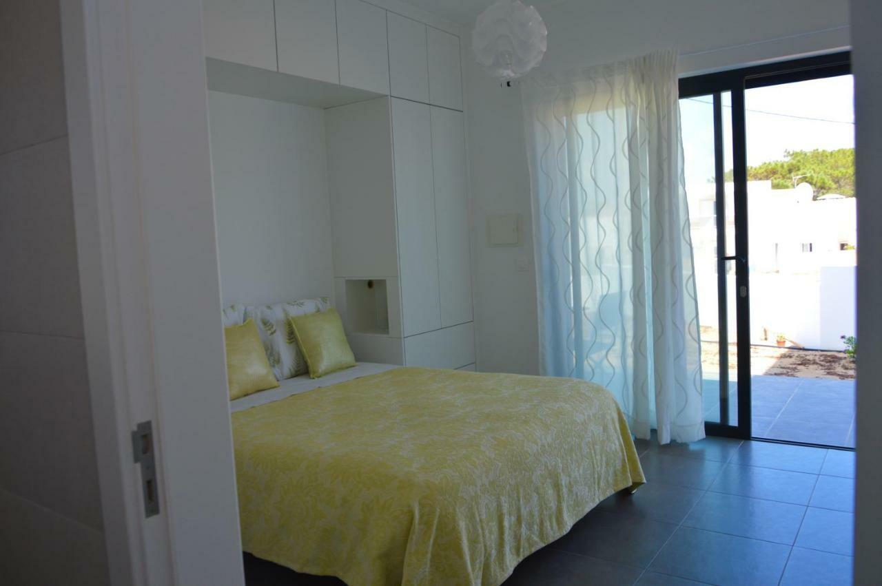 Biscuttela Vicentina Villa Praia da Arrifana Exteriör bild